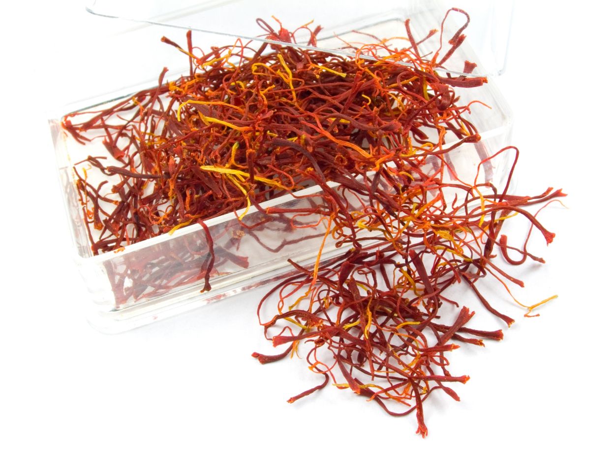 چگونه عطر و رنگ زعفران را تا سالها حفظ کنیم؟