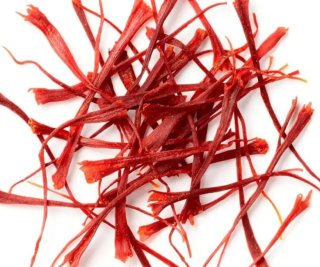 میزان مجاز مصرف زعفران در روز+ راهنمای دوز ایمن، عوارض مصرف زیاد و هشدارهای بارداری